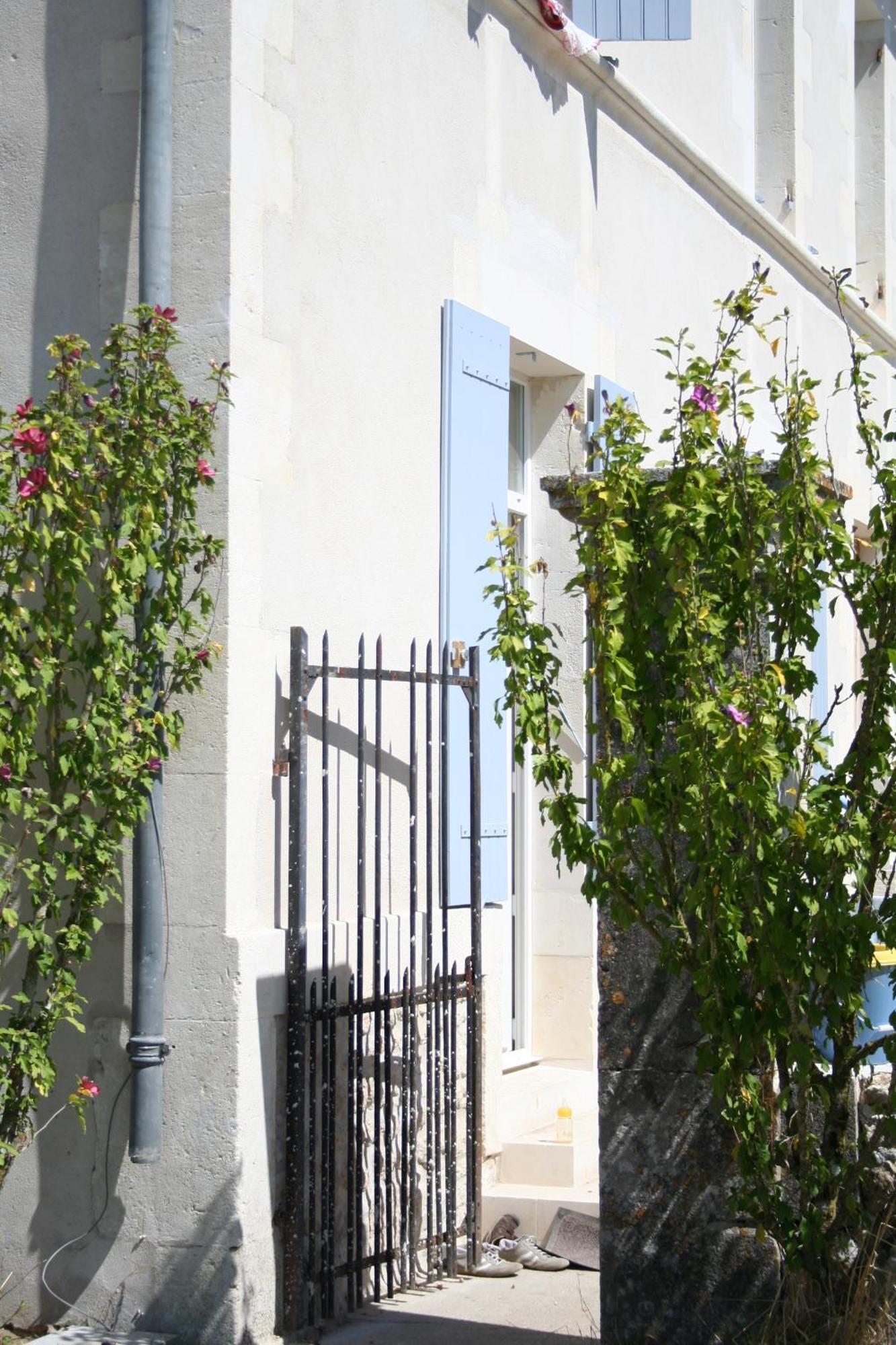 Gasthaus Le Domaine Des Aguins Saujon Exterior foto